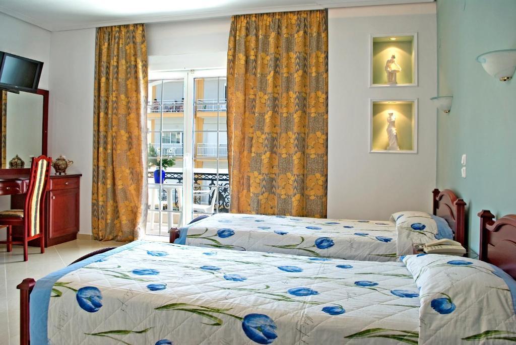 Hotel Chronis Paralía Esterno foto